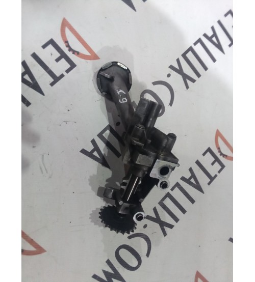 Масляний насос 7700600251, 7700600252, 8200279953, 8200590862, 8200783526 на Renault Trafic, Opel Vivaro, Nissan Primastar 2001 - 2007 г.в. 1.9dci